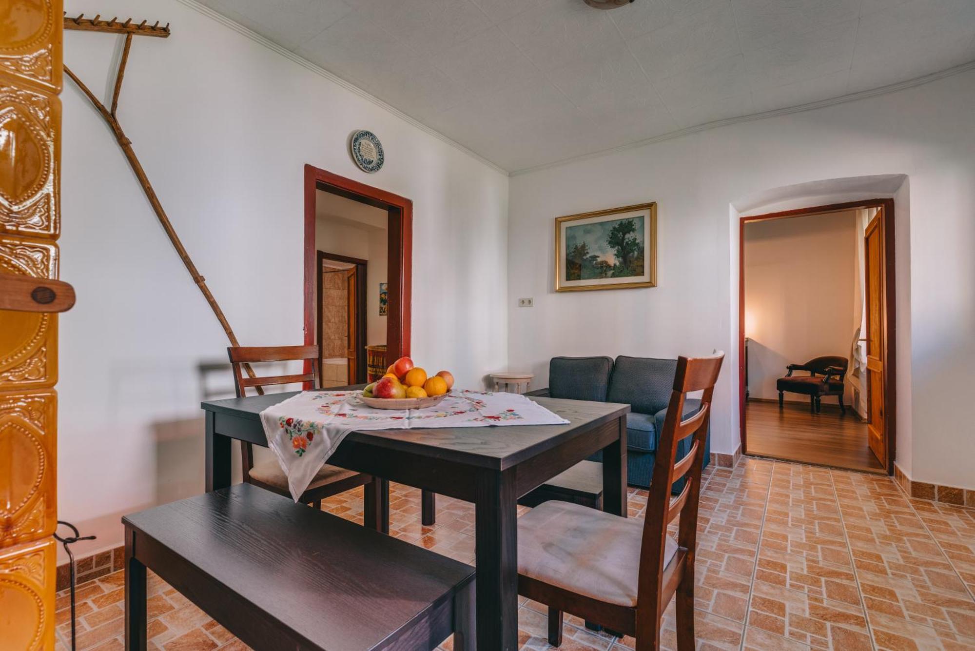 Feher Barany Apartment Szigliget Buitenkant foto