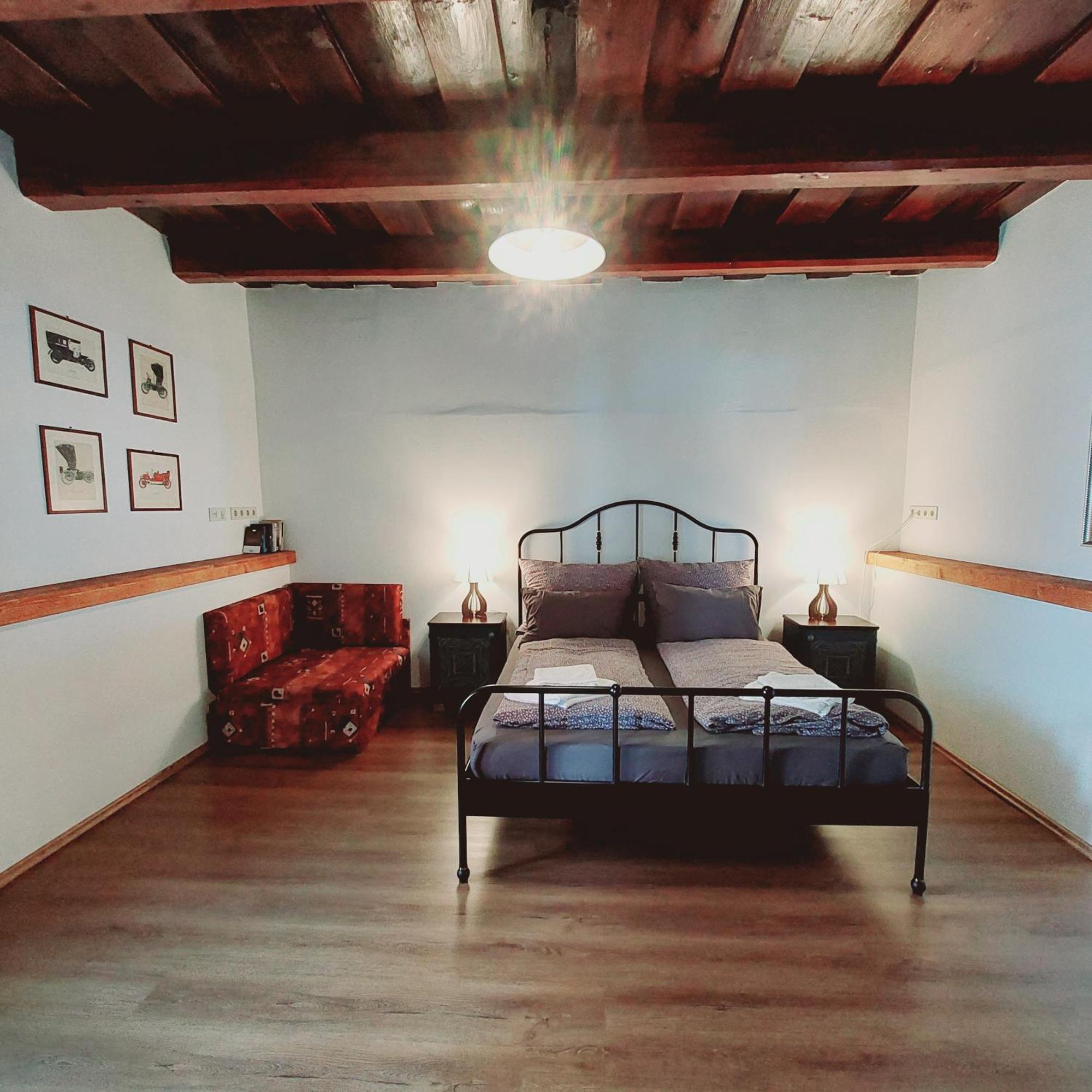 Feher Barany Apartment Szigliget Kamer foto